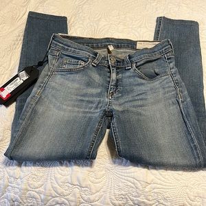 New jeans rag and bone .33 inch long